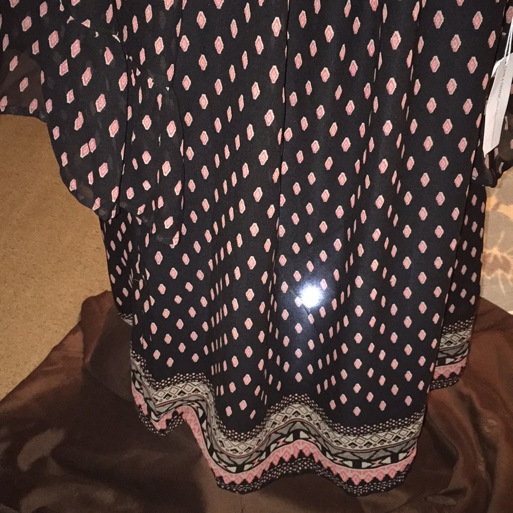 Dress - Picture 3 of 4